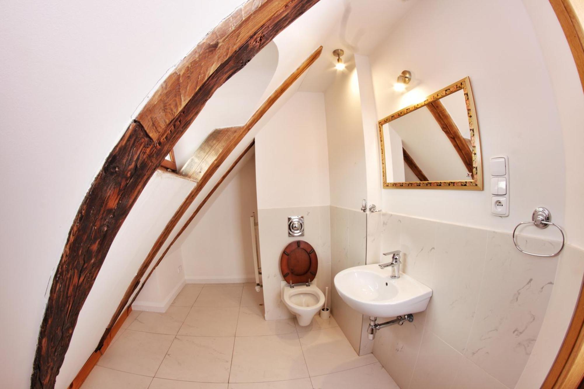 Albergue Homer - Old Town Square *