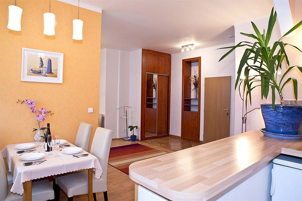 Albergue Homer - Old Town Square Praga