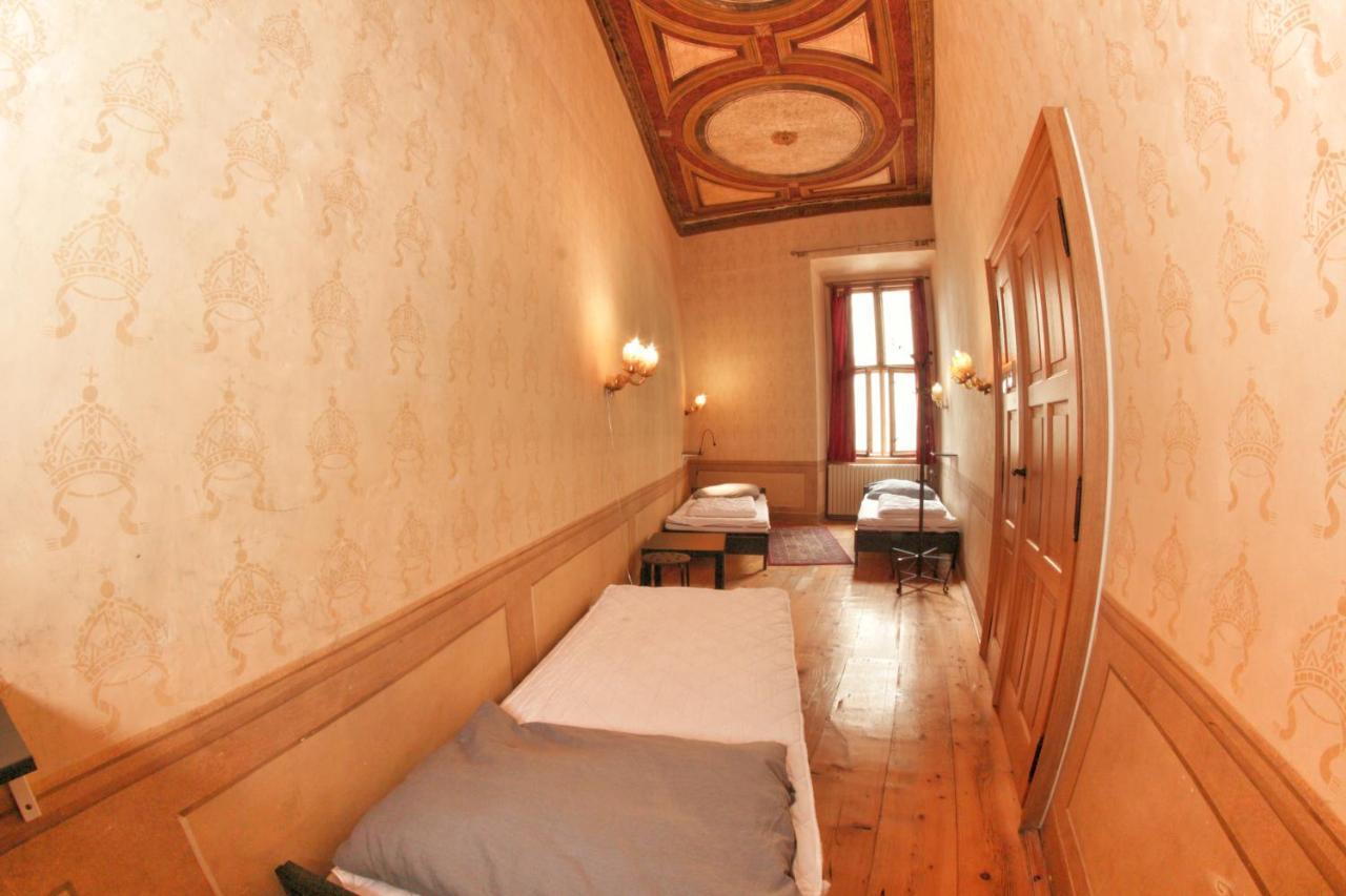 Albergue Homer - Old Town Square Praga